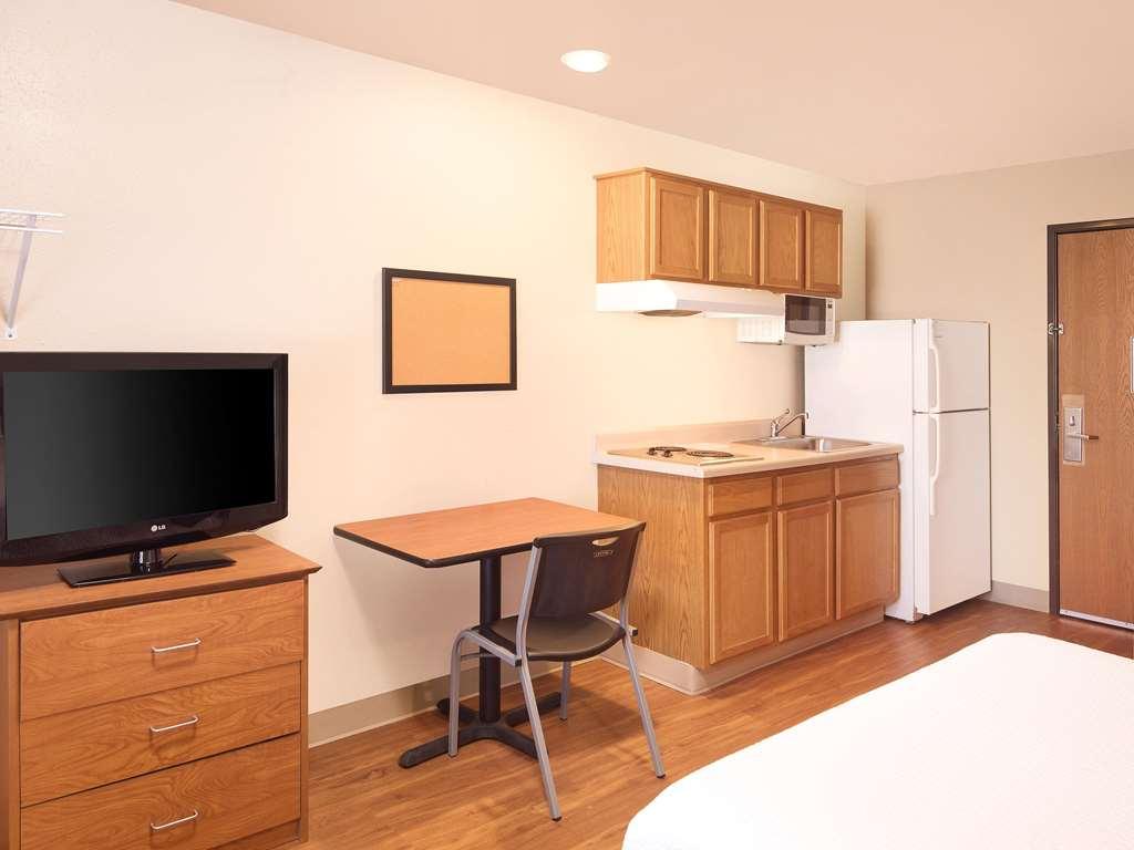 Extended Stay America Select Suites - Wichita - South Zimmer foto