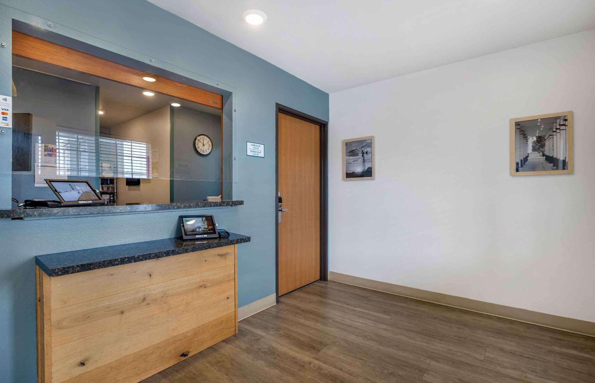 Extended Stay America Select Suites - Wichita - South Exterior foto